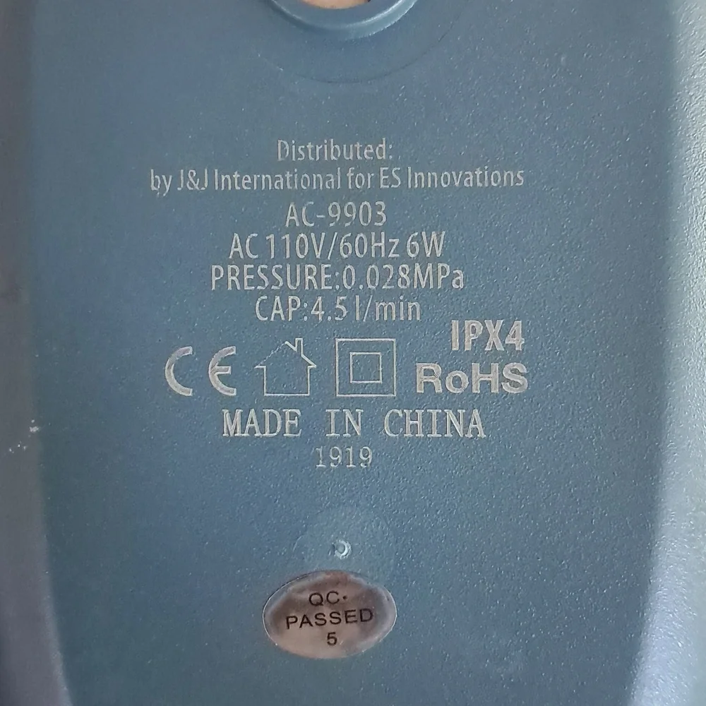 Atomizing Essential Oil Diffuser - Picture 2 of 2